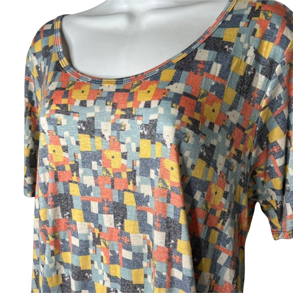 LuLaRoe Perfect T Shirt Size M - Picture 3 of 5